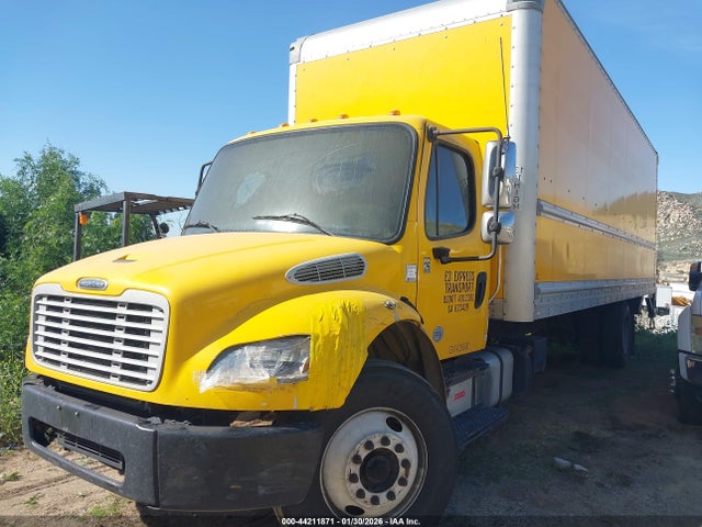 3ALACWDT8HDHV4034 Freightliner M2 106