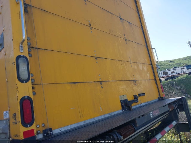 3ALACWDT8HDHV4034 Freightliner M2 106