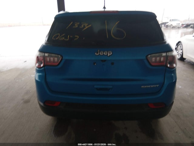 3C4NJCAB6JT250657 Jeep Compass Sport Fwd