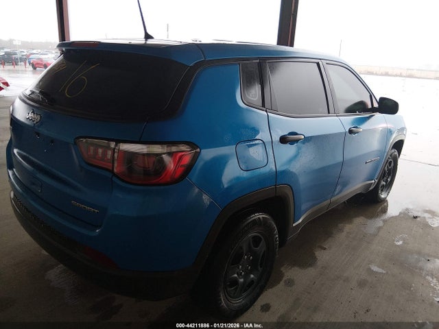 3C4NJCAB6JT250657 Jeep Compass Sport Fwd