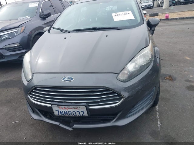 3FADP4EJ0GM120111 Ford FIESTA SE