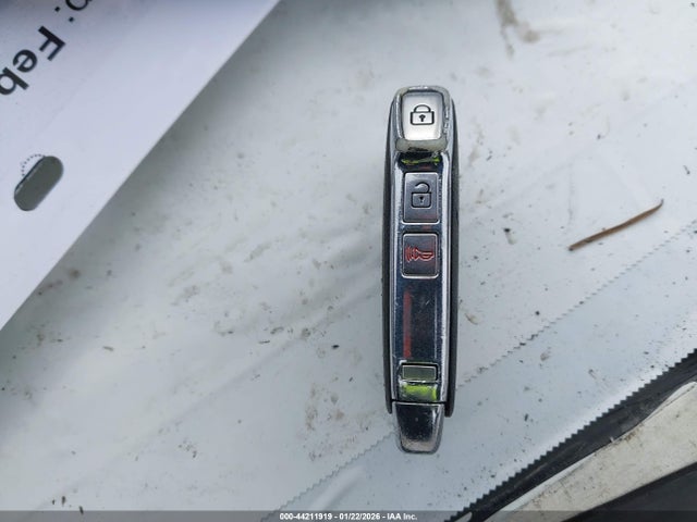 KNDJ53AU0R7905139 KIA Soul Gt-line