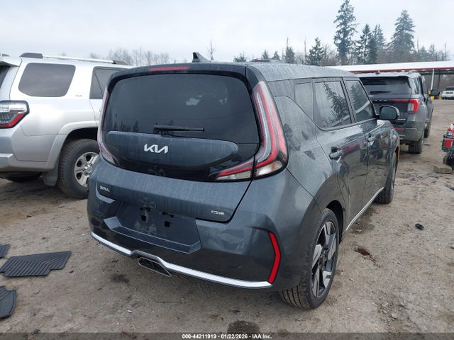 KNDJ53AU0R7905139 KIA Soul Gt-line
