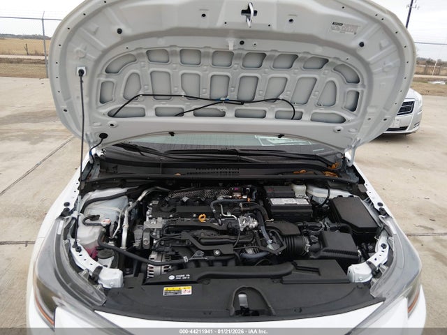 5YFB4MDE7SP334335 Toyota COROLLA LE