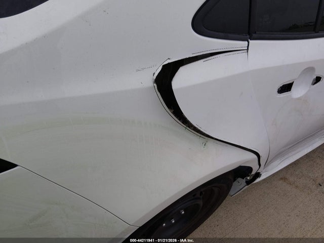 5YFB4MDE7SP334335 Toyota COROLLA LE