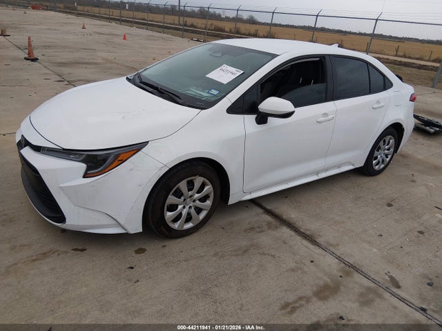 5YFB4MDE7SP334335 Toyota COROLLA LE