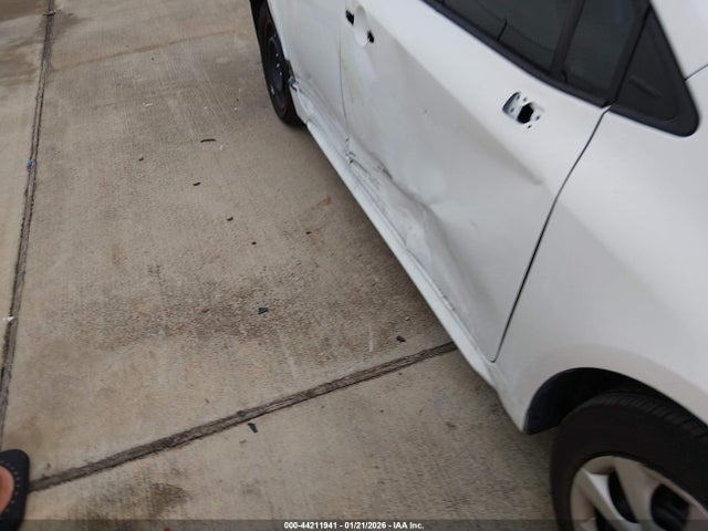 5YFB4MDE7SP334335 Toyota COROLLA LE