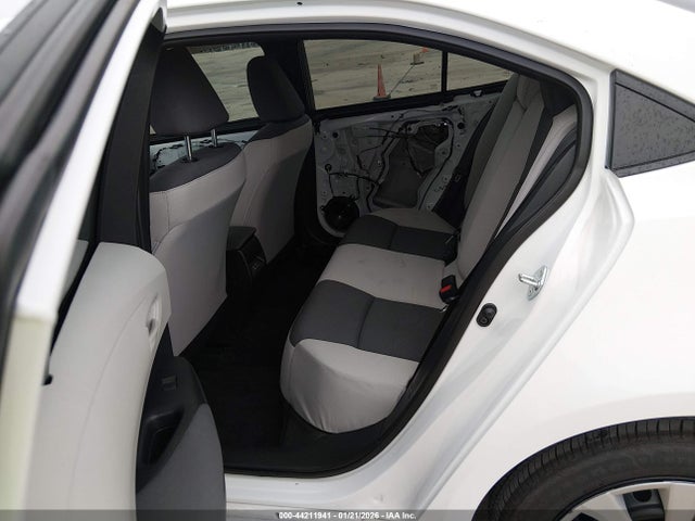 5YFB4MDE7SP334335 Toyota COROLLA LE