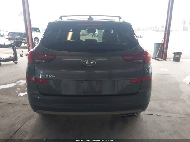 KM8J33AL1KU002871 Hyundai Tucson Sport