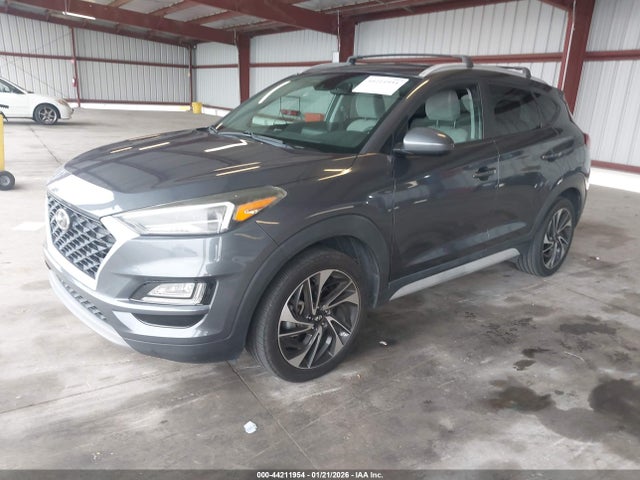 KM8J33AL1KU002871 Hyundai Tucson Sport
