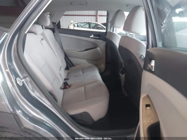 KM8J33AL1KU002871 Hyundai Tucson Sport
