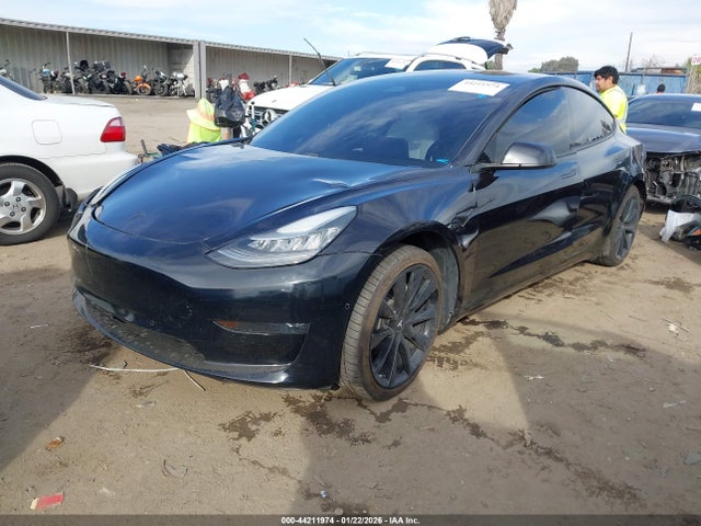 2018 TESLA MODEL 3 5YJ3E1EB5JF100354 Photo 1