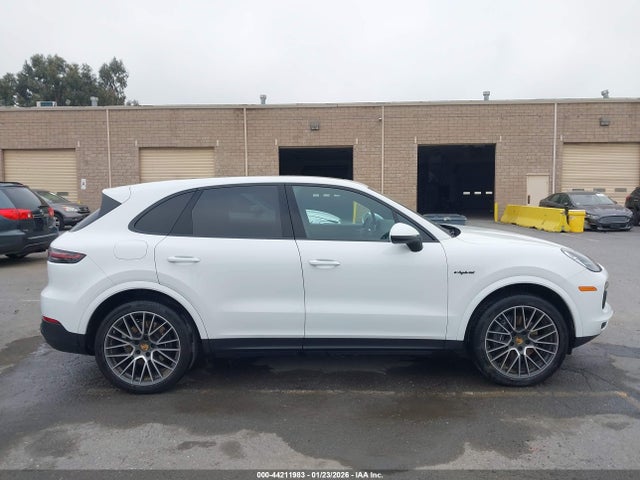 WP1AE2AY5MDA24796 Porsche Cayenne E-hybrid