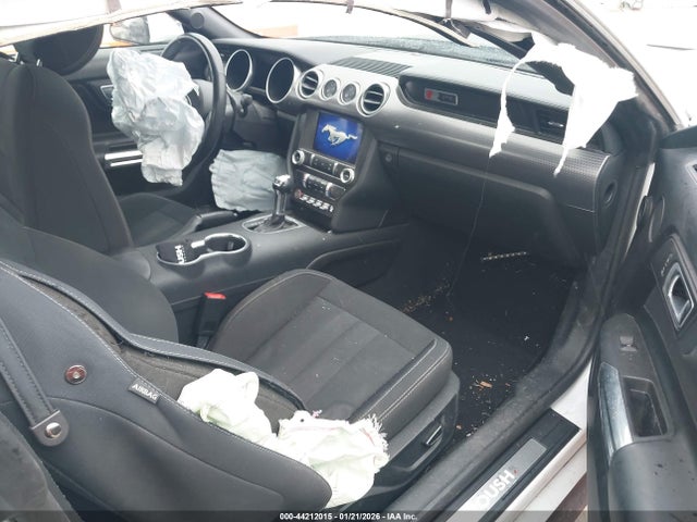 2019 FORD MUSTANG 1FA6P8TH4K5123706 Photo 4