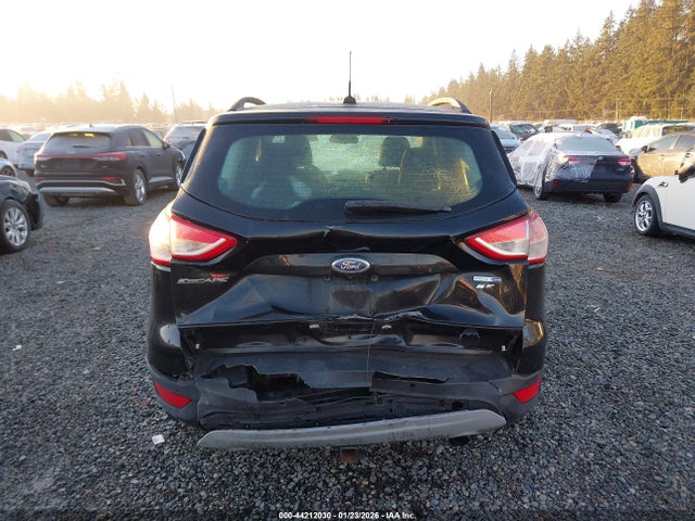 1FMCU9G96FUC27362 Ford ESCAPE SE