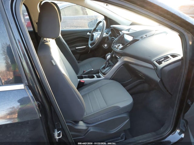 1FMCU9G96FUC27362 Ford ESCAPE SE