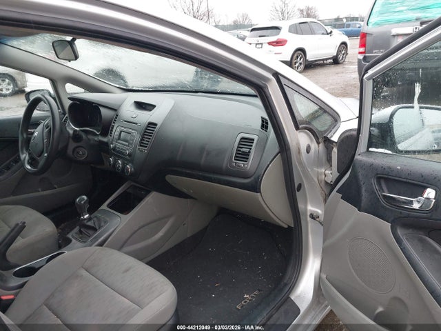 KIA FORTE LX 2015 KNAFK4A62F5267776 Image 5