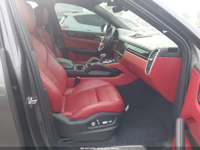 2021 PORSCHE CAYENNE COUPE WP1BB2AY5MDA46018 Photo 4