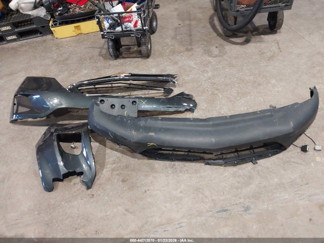 2GNAXREV3J6153481 Chevrolet EQUINOX LS