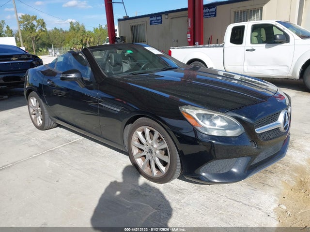 2019 MERCEDES-BENZ SLC 300 WDDPK3JA8KF162885