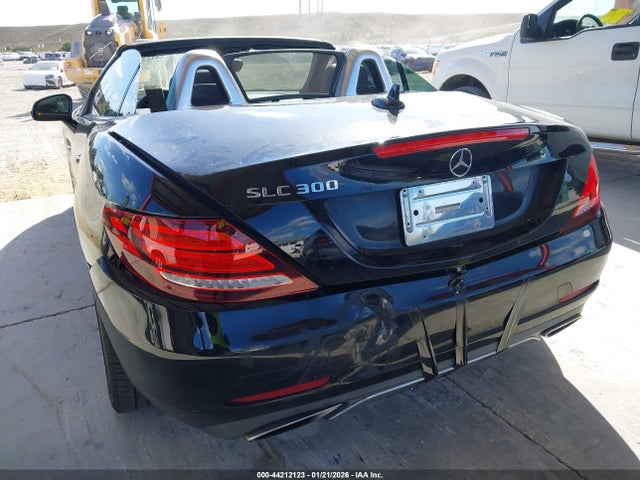 2019 MERCEDES-BENZ SLC 300 WDDPK3JA8KF162885 Photo 5