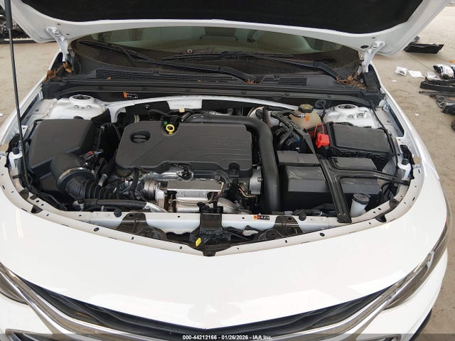 1G1ZD5ST2NF195290 Chevrolet Malibu Fwd Lt