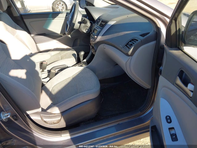 KMHCT4AE3HU268630 Hyundai ACCENT SE