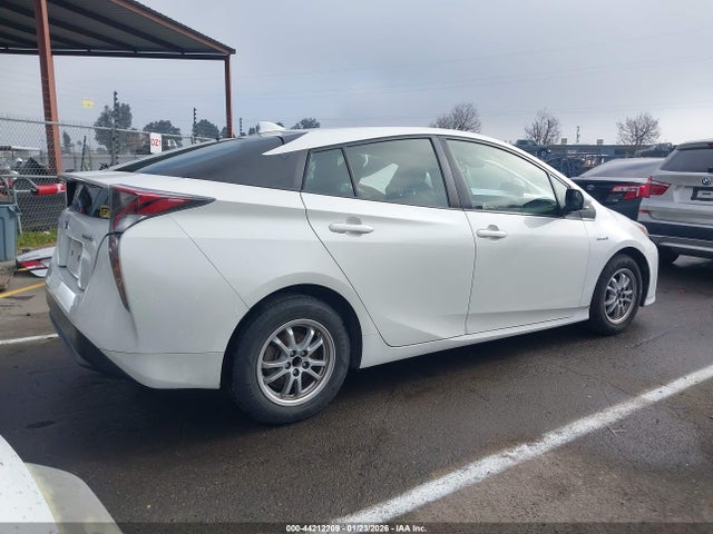 JTDKBRFU1H3038543 Toyota Prius Two