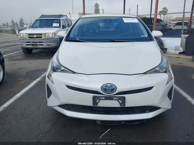 JTDKBRFU1H3038543 Toyota Prius Two