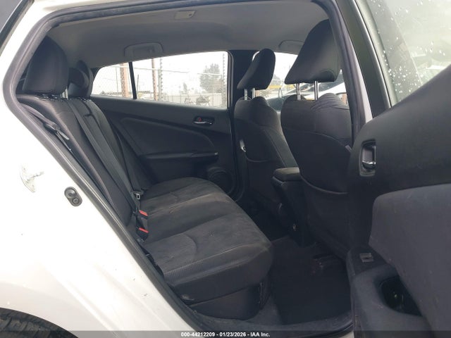 JTDKBRFU1H3038543 Toyota Prius Two
