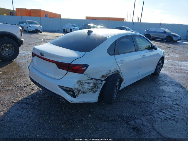 Продажа на аукционе авто 2021 Kia Forte Lxs, vin: 3KPF24AD0ME332496, номер лота: 44212222
