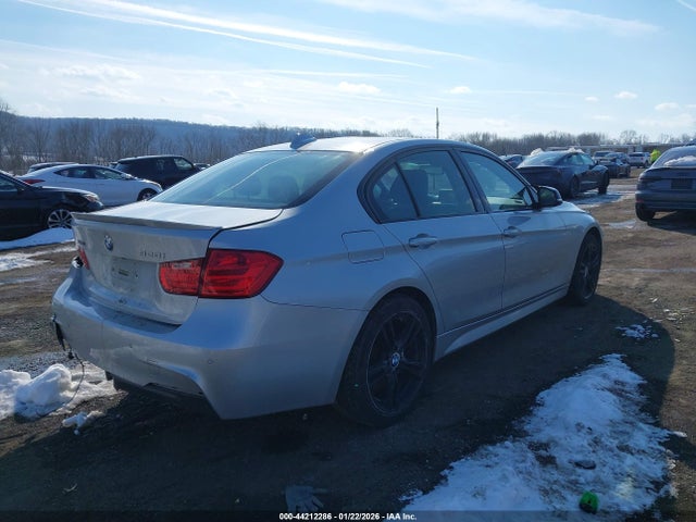 2015 BMW 328 WBA3B5G59FNS14631 Photo 3