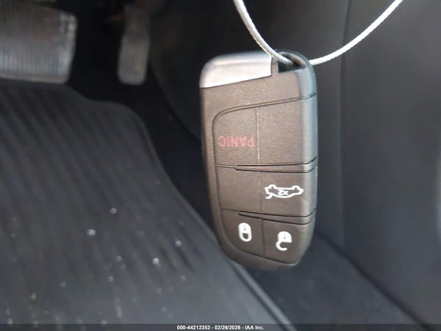 Aukcja sprzedaży 2016 Chrysler 200 Limited, vin: 1C3CCCAB5GN168028, numer aukcji: 44212352