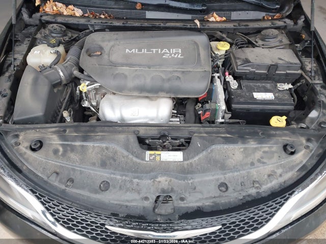 1C3CCCAB7GN192508 Chrysler 200 Limited Platinum
