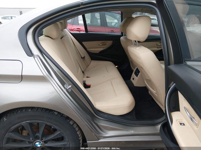 2017 BMW 320I WBA8E1G39HNU18210 Photo 7