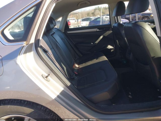 2014 VOLKSWAGEN PASSAT 1VWAT7A35EC041675 Photo 7