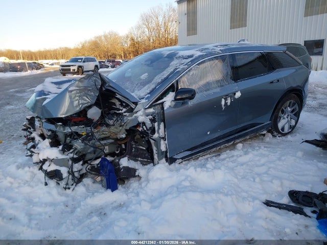2025 CADILLAC OPTIQ 3GYK3BMR2SS249653 Photo 1