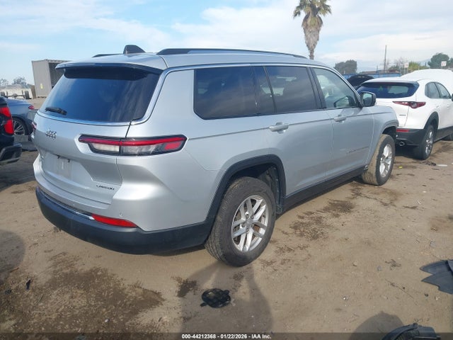 1C4RJJAG8N8548617 Jeep Grand Cherokee L Laredo 4x2