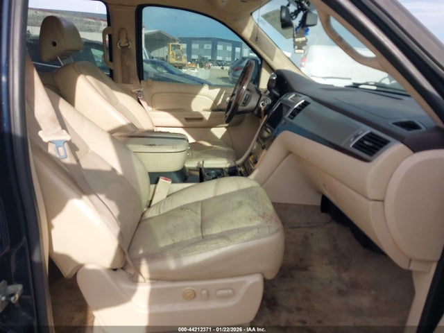 2008 CADILLAC ESCALADE 1GYEC63858R165626 Photo 4