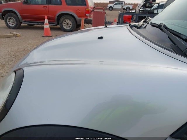 2011 MINI COOPER WMWSU3C59BT093735 Photo 5