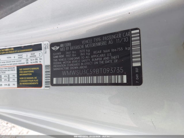 2011 MINI COOPER WMWSU3C59BT093735 Photo 8