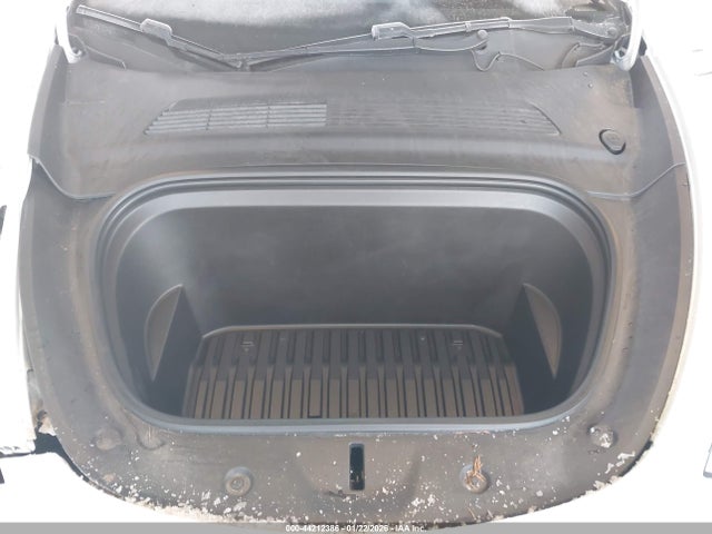 2020 TESLA MODEL Y 5YJYGDEE0LF008924 Photo 9
