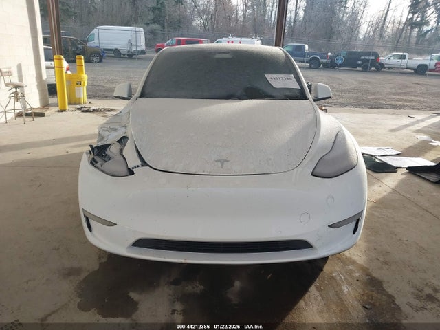 5YJYGDEE0LF008924 Tesla Model Y Long Range Dual Motor All-wheel Drive