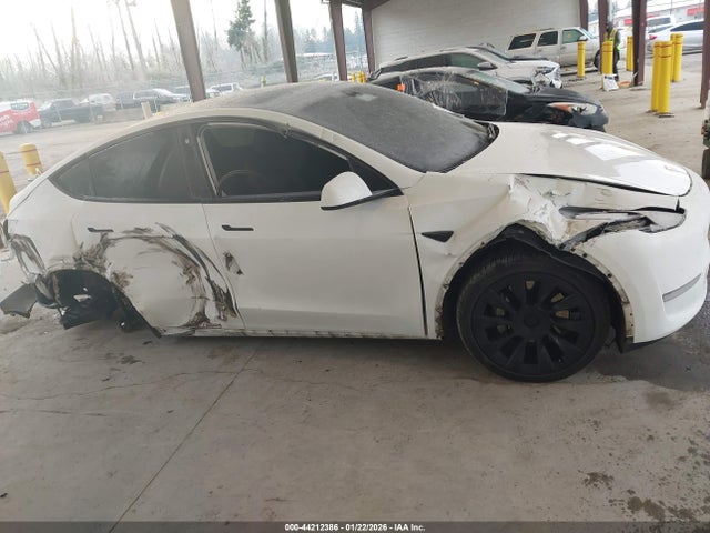 5YJYGDEE0LF008924 Tesla Model Y Long Range Dual Motor All-wheel Drive