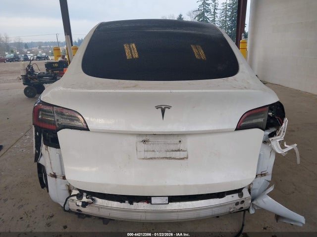 5YJYGDEE0LF008924 Tesla Model Y Long Range Dual Motor All-wheel Drive