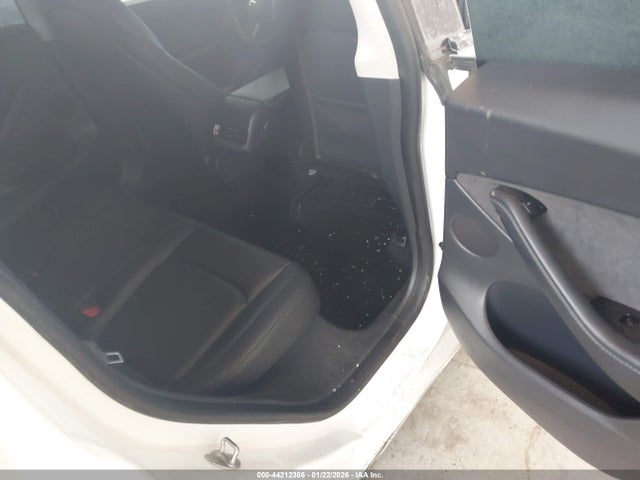 2020 TESLA MODEL Y 5YJYGDEE0LF008924 Photo 7