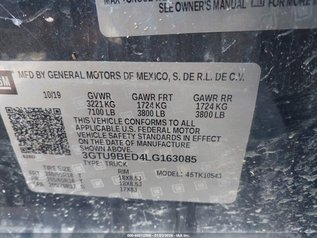 2020 Gmc Sierra 1500 4wd  Short Box Sle მანქანა იყიდება აუქციონზე, vin: 3GTU9BED4LG163085, აუქციონის ნომერი: 44212388