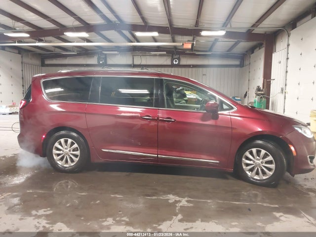 Chrysler Pacifica Touring L 2019 2C4RC1BG0KR596766 Image 13