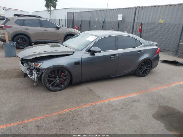 44212420 :رقم المزاد ، JTHBA1D28H5060953 vin ، 2017 Lexus Is 200t مزاد بيع