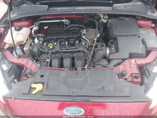 1FADP3F2XFL255033 Ford FOCUS SE